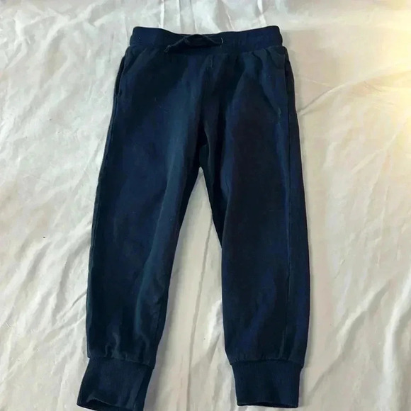 H&M - jogger  style pants. Size 5T. - Picture 1 of 4